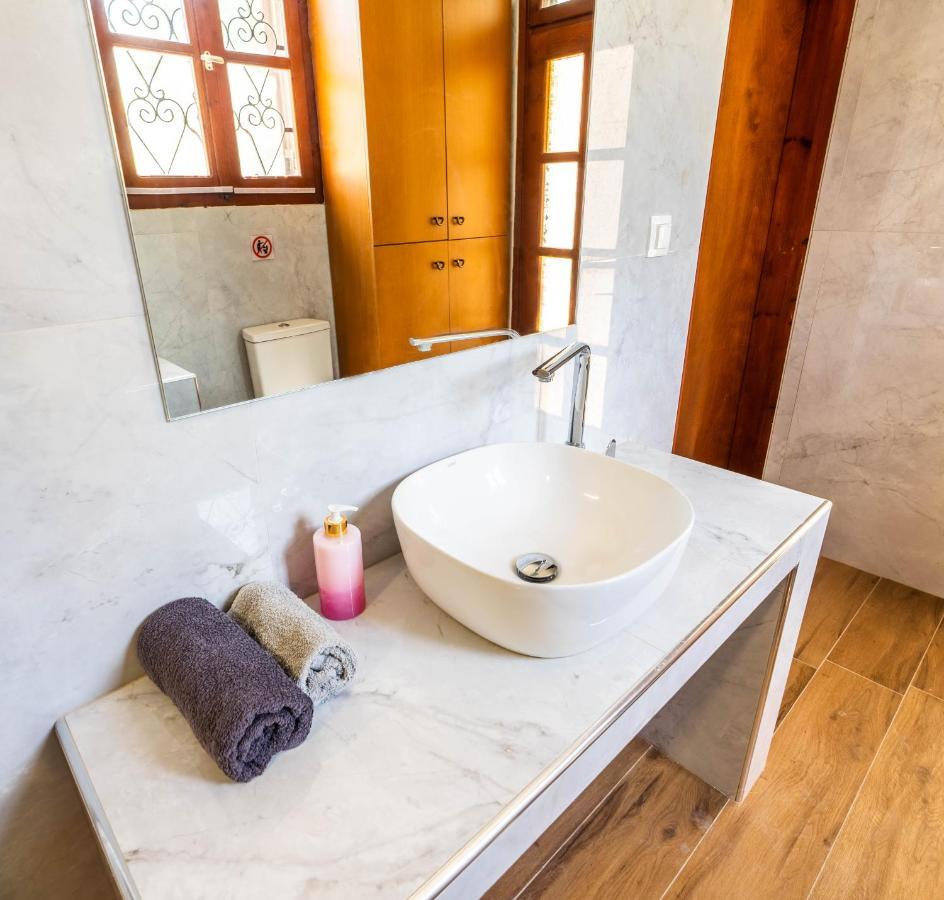 Stone House & Apartments Stavros  Luaran gambar